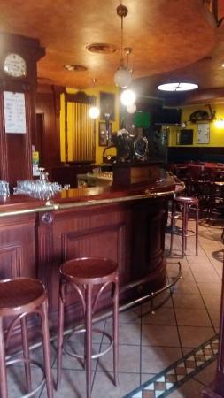 Halloween Pub